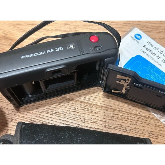 Minolta Freedom AF 35 Compact Point and Shoot 35mm Film Camera - Picture 8 of 8